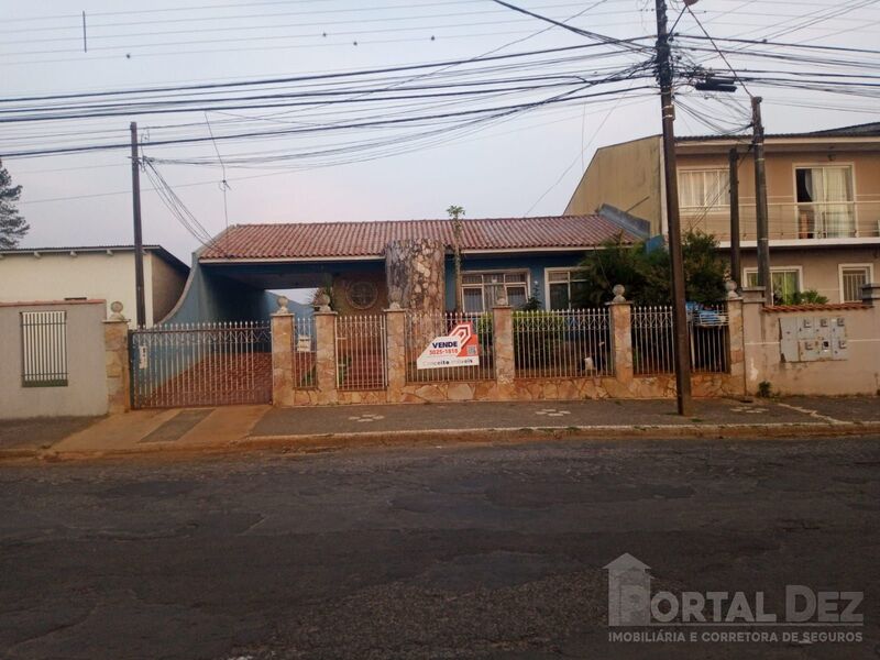 Casa para Locação em UVARANAS