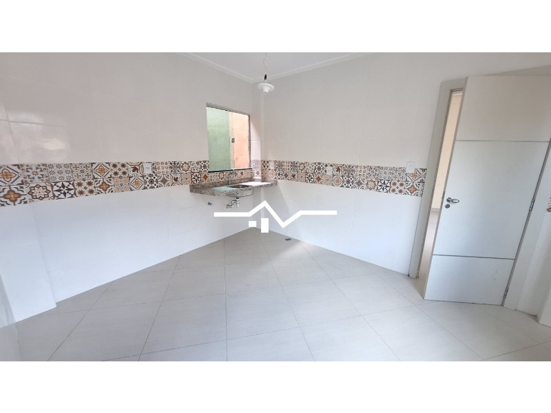 Casa à venda com 5 quartos, 200m² - Foto 24