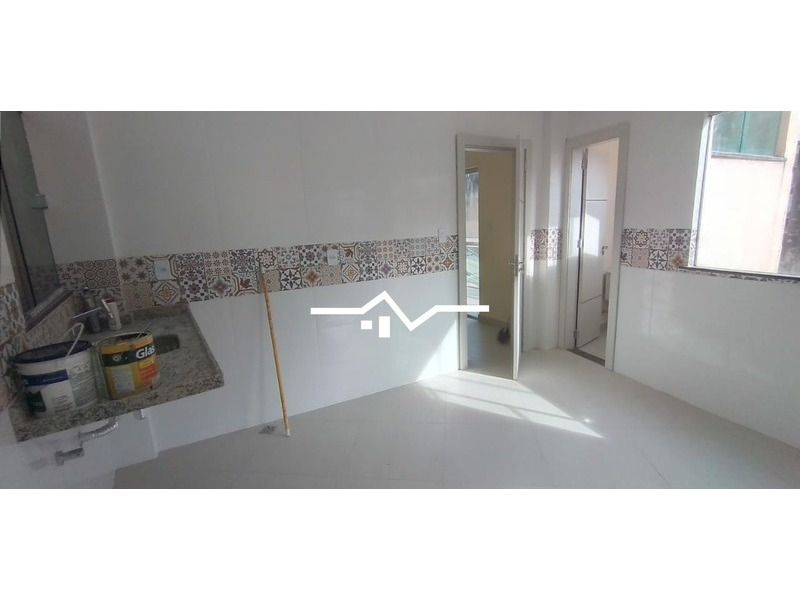 Casa à venda com 6 quartos, 200m² - Foto 24