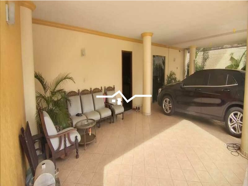 Casa à venda com 5 quartos, 680m² - Foto 5