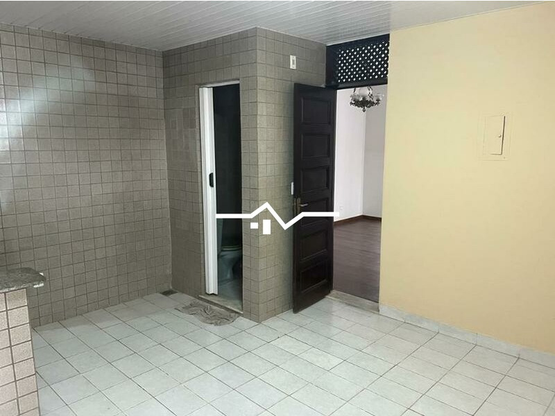 Casa à venda com 4 quartos, 240m² - Foto 12