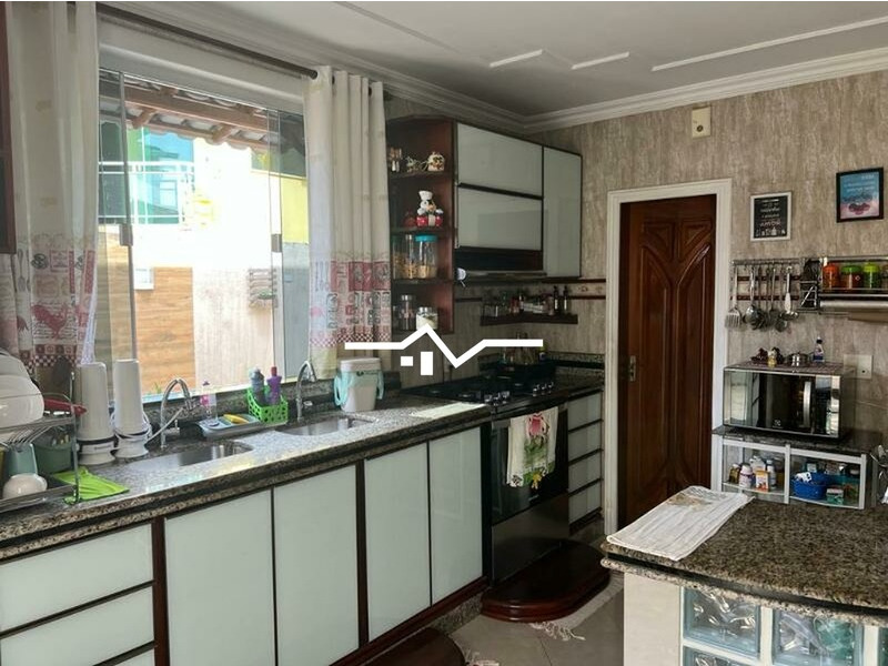 Casa à venda com 3 quartos, 400m² - Foto 5