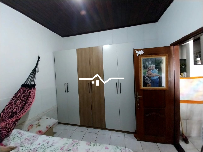 Casa à venda com 3 quartos, 180m² - Foto 9