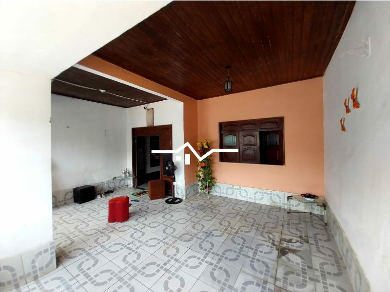 Casa à venda com 3 quartos, 180m² - Foto 3