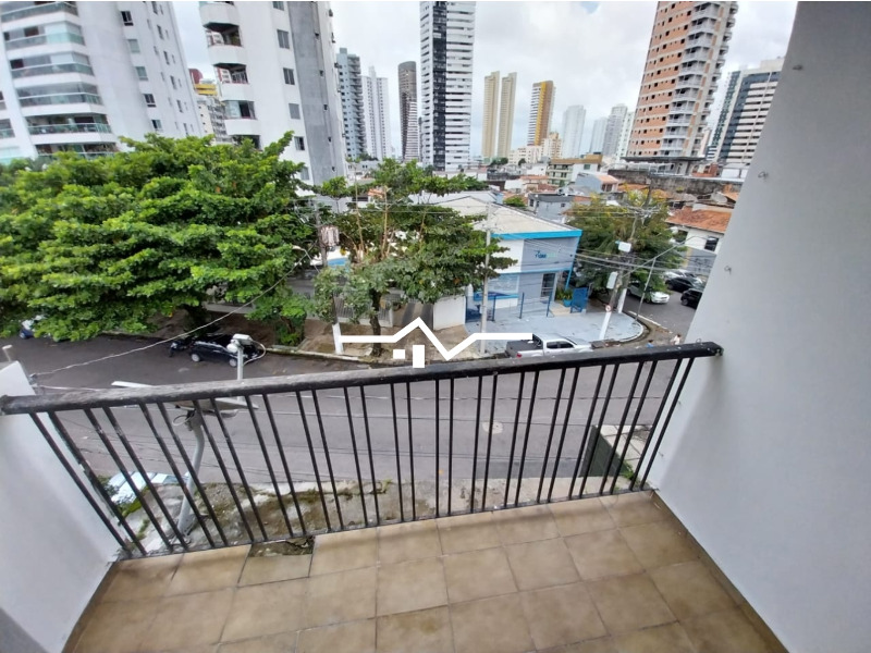 Apartamento à venda com 1 quarto, 41m² - Foto 2