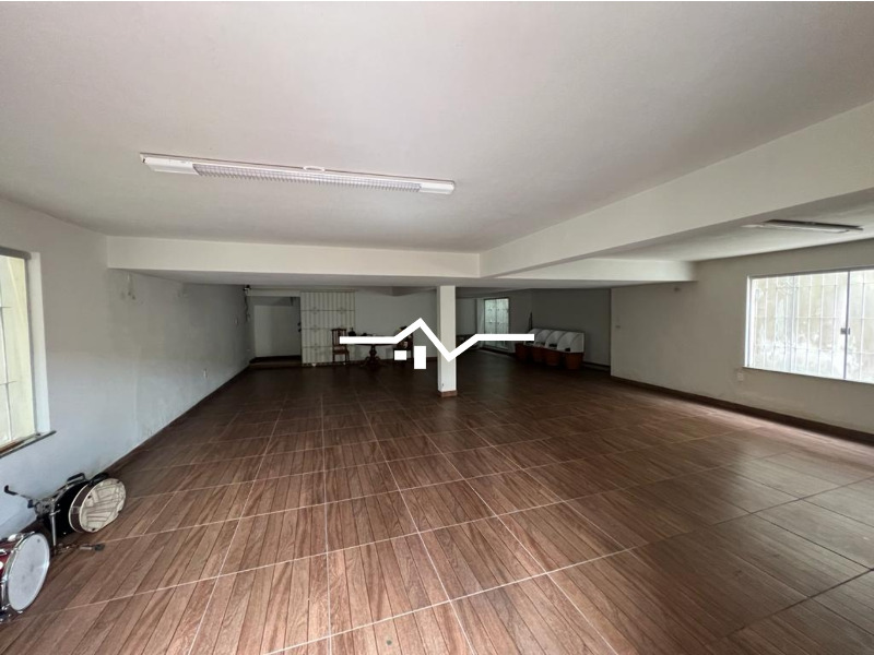 Casa à venda com 4 quartos, 500m² - Foto 5