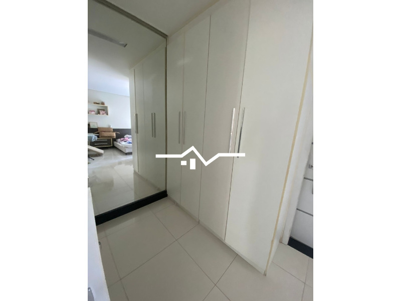 Casa à venda com 4 quartos, 640m² - Foto 13