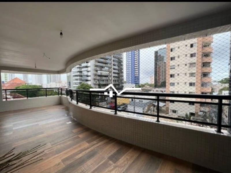 Apartamento à venda com 4 quartos, 240m² - Foto 1