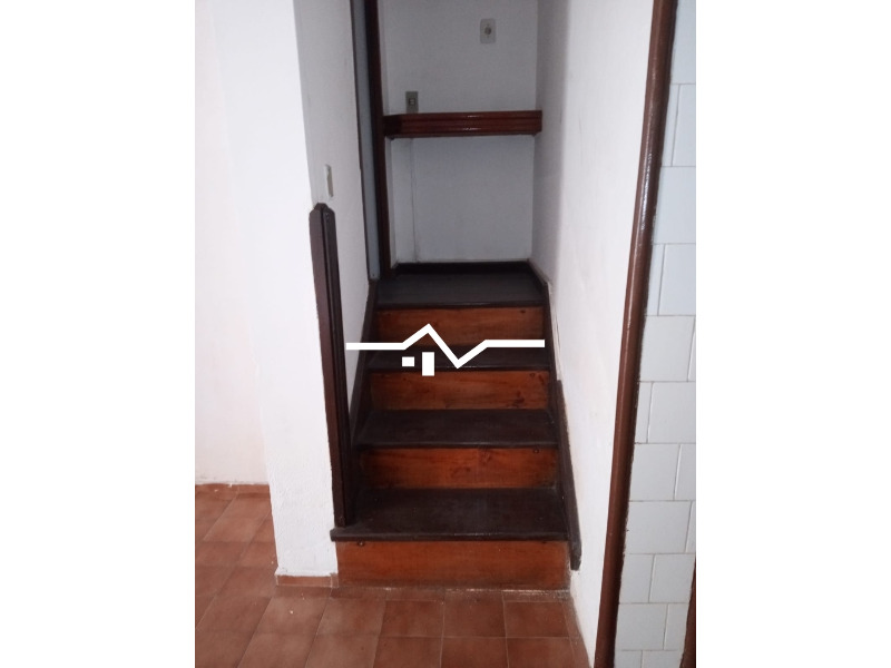 Casa à venda com 4 quartos, 95m² - Foto 3