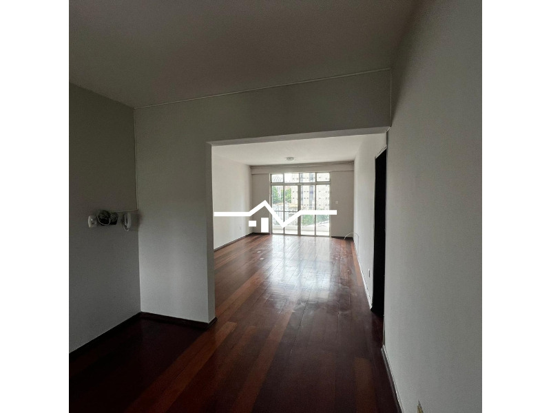 Apartamento para alugar com 3 quartos, 140m² - Foto 19