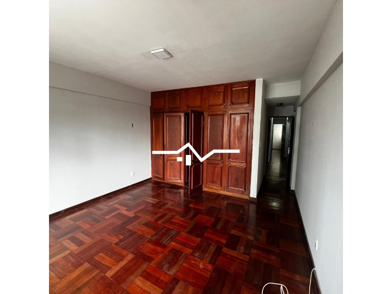 Apartamento para alugar com 3 quartos, 140m² - Foto 10