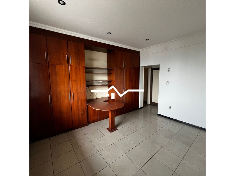 Apartamento à venda com 4 quartos, 270m² - Foto 15