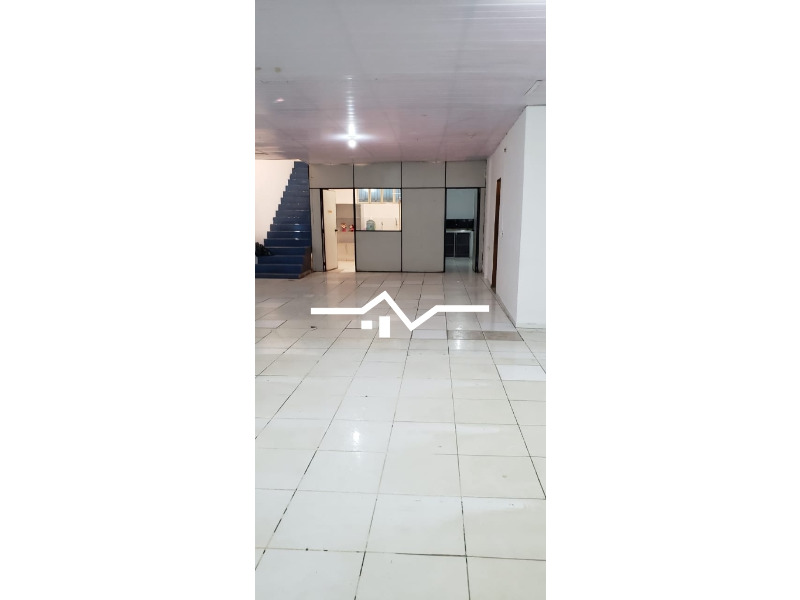 Depósito-Galpão-Armazém para alugar, 670m² - Foto 2