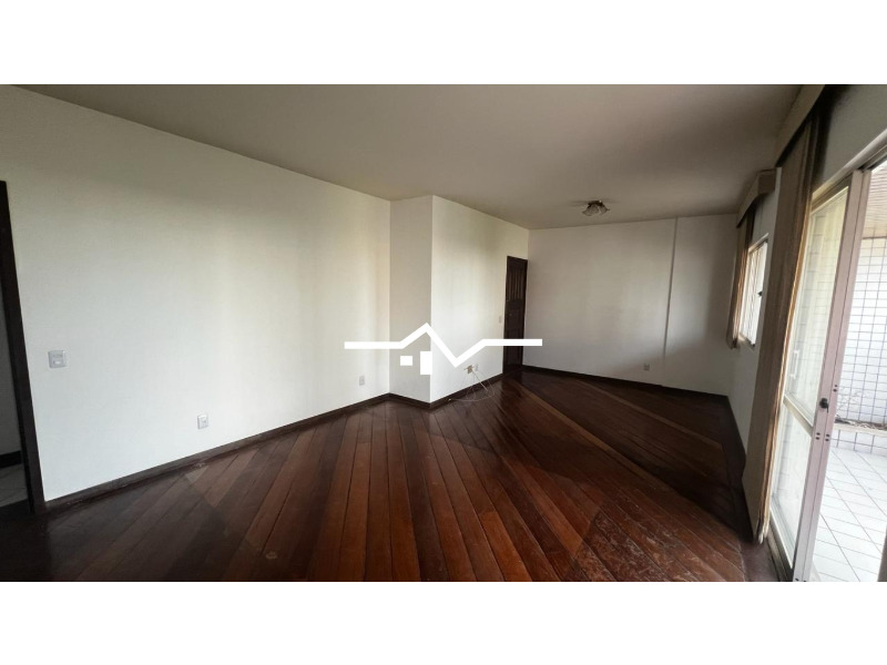 Apartamento à venda com 3 quartos, 130m² - Foto 3