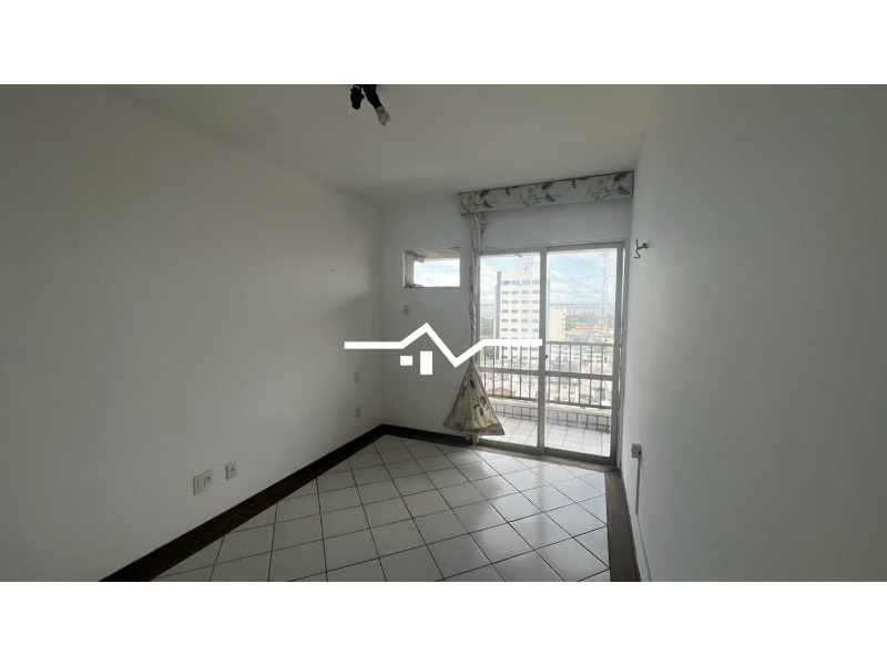 Apartamento à venda com 3 quartos, 130m² - Foto 11