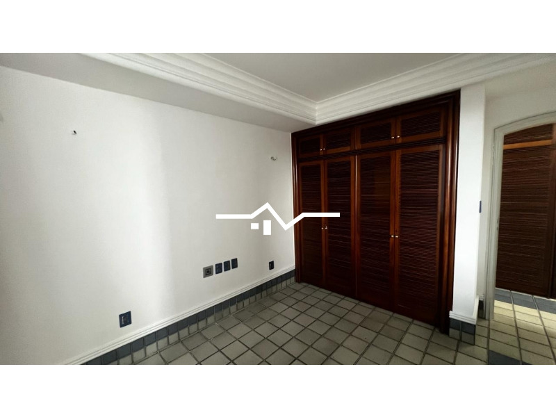 Apartamento à venda e aluguel com 3 quartos, 400m² - Foto 6