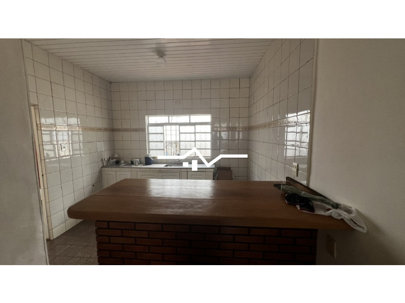 Casa à venda com 3 quartos, 200m² - Foto 15