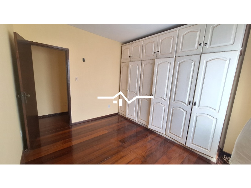 Apartamento para alugar com 3 quartos, 115m² - Foto 11