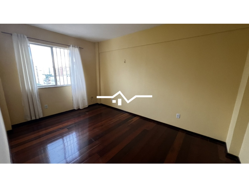 Apartamento para alugar com 3 quartos, 115m² - Foto 4