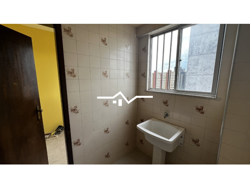 Apartamento para alugar com 3 quartos, 115m² - Foto 7