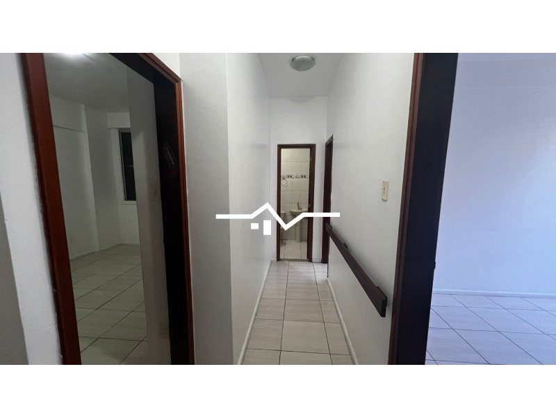 Apartamento à venda com 3 quartos, 125m² - Foto 7