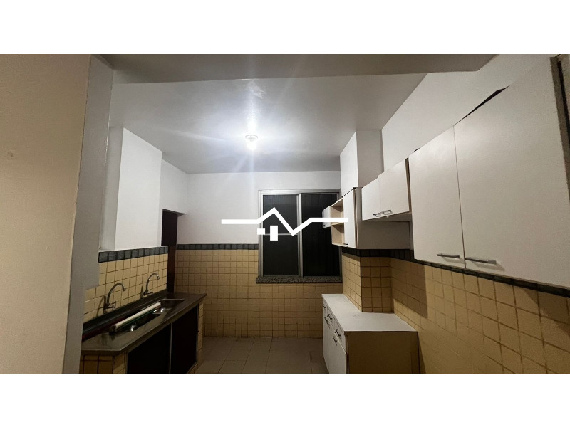 Apartamento à venda com 3 quartos, 125m² - Foto 4