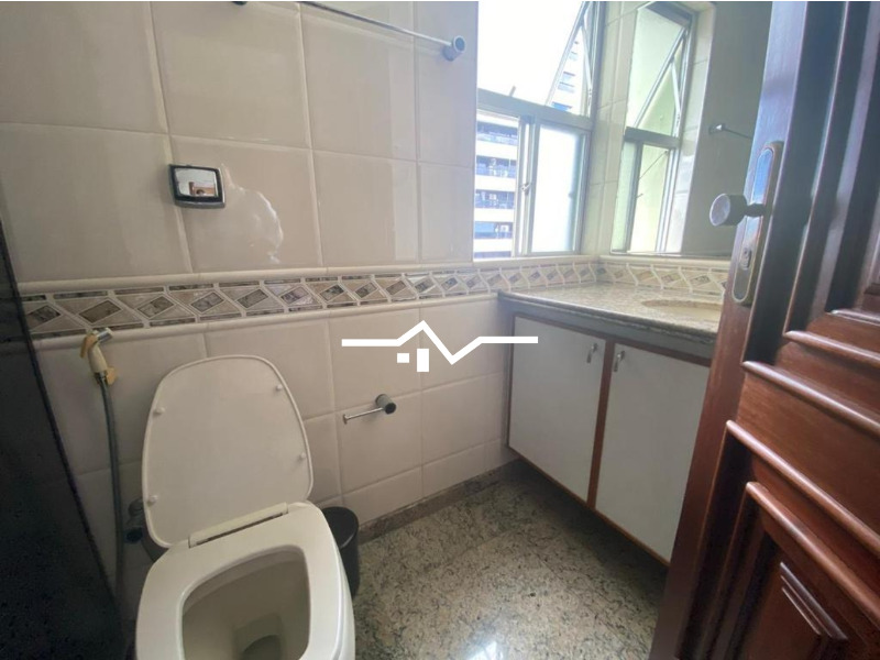 Apartamento à venda com 3 quartos, 260m² - Foto 11