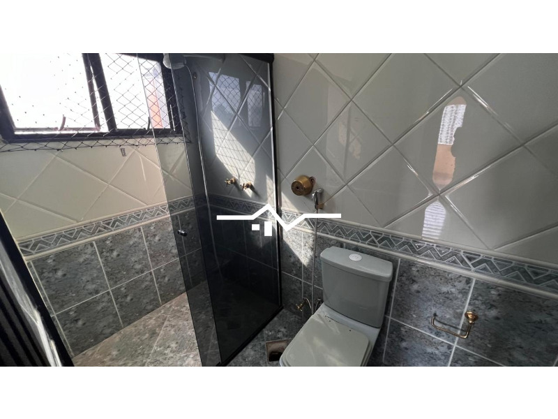 Apartamento à venda com 4 quartos, 250m² - Foto 17