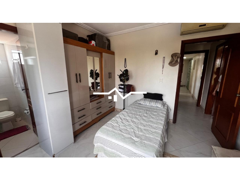 Apartamento à venda com 3 quartos, 185m² - Foto 11