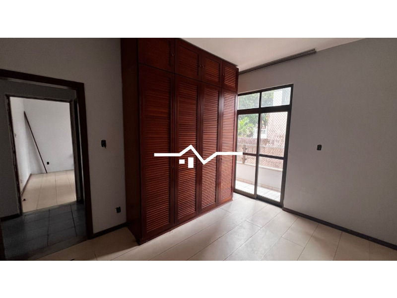 Apartamento à venda com 4 quartos, 200m² - Foto 13