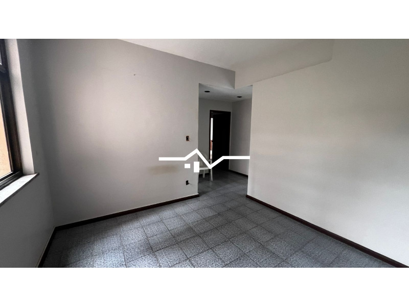 Apartamento à venda com 4 quartos, 200m² - Foto 9