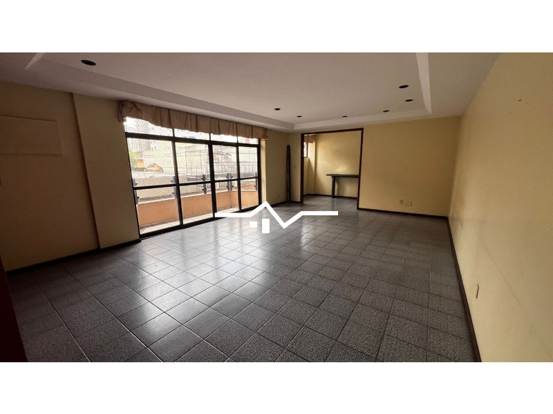 Apartamento à venda com 4 quartos, 200m² - Foto 4