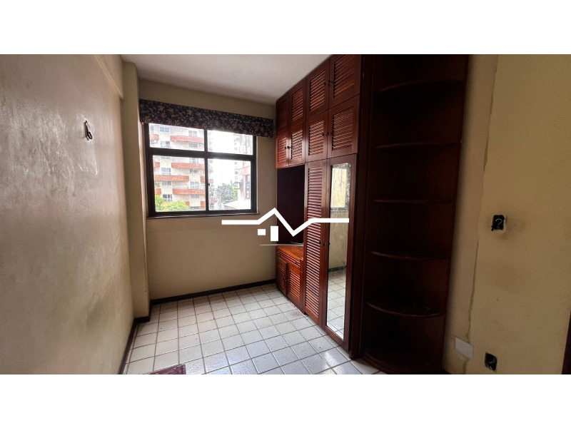 Apartamento à venda com 4 quartos, 200m² - Foto 14