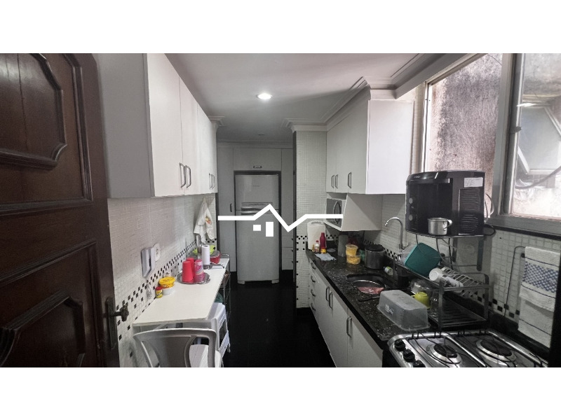 Apartamento à venda com 2 quartos, 100m² - Foto 7