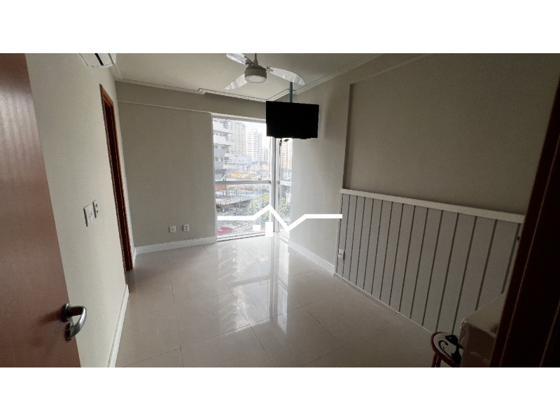 Apartamento à venda com 3 quartos, 160m² - Foto 7