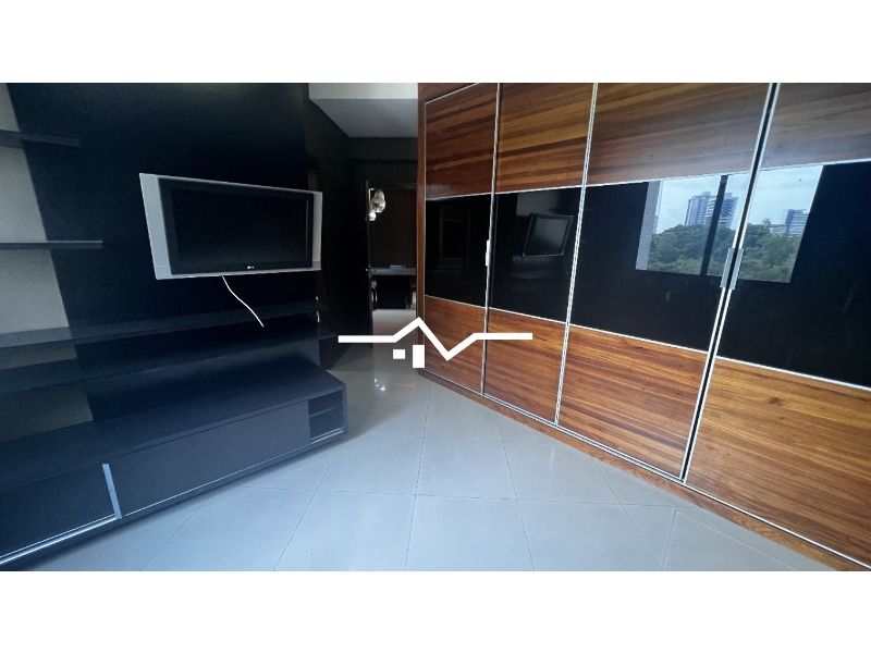 Apartamento para alugar com 2 quartos, 95m² - Foto 8