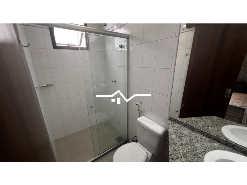 Apartamento para alugar com 2 quartos, 95m² - Foto 13