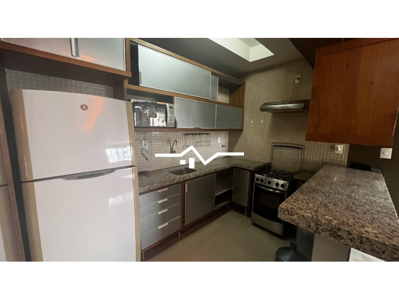 Apartamento para alugar com 2 quartos, 95m² - Foto 11