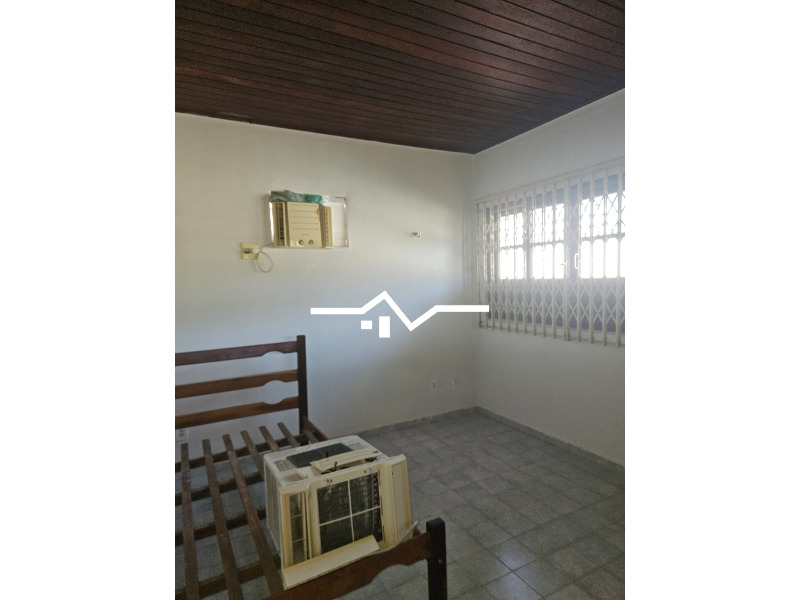 Casa à venda com 4 quartos, 242m² - Foto 6