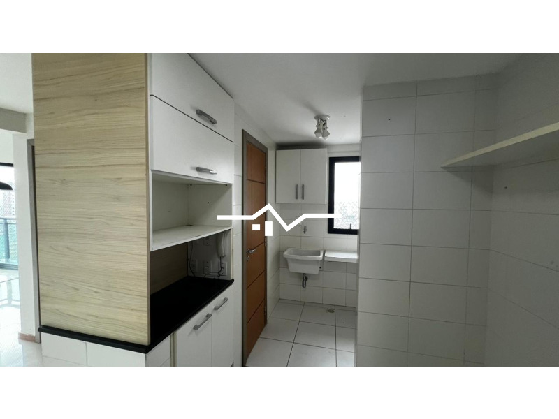 Apartamento à venda com 2 quartos, 141m² - Foto 13