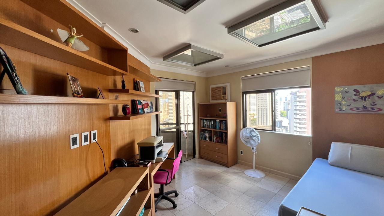 Apartamento à venda com 4 quartos, 385m² - Foto 7