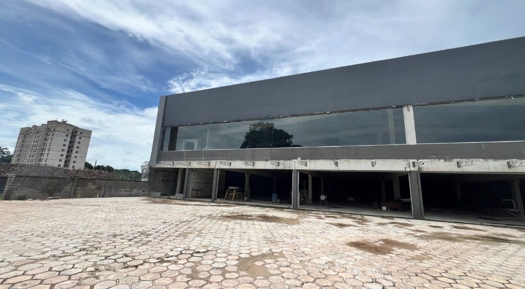 Loja-Salão para alugar, 850m² - Foto 2