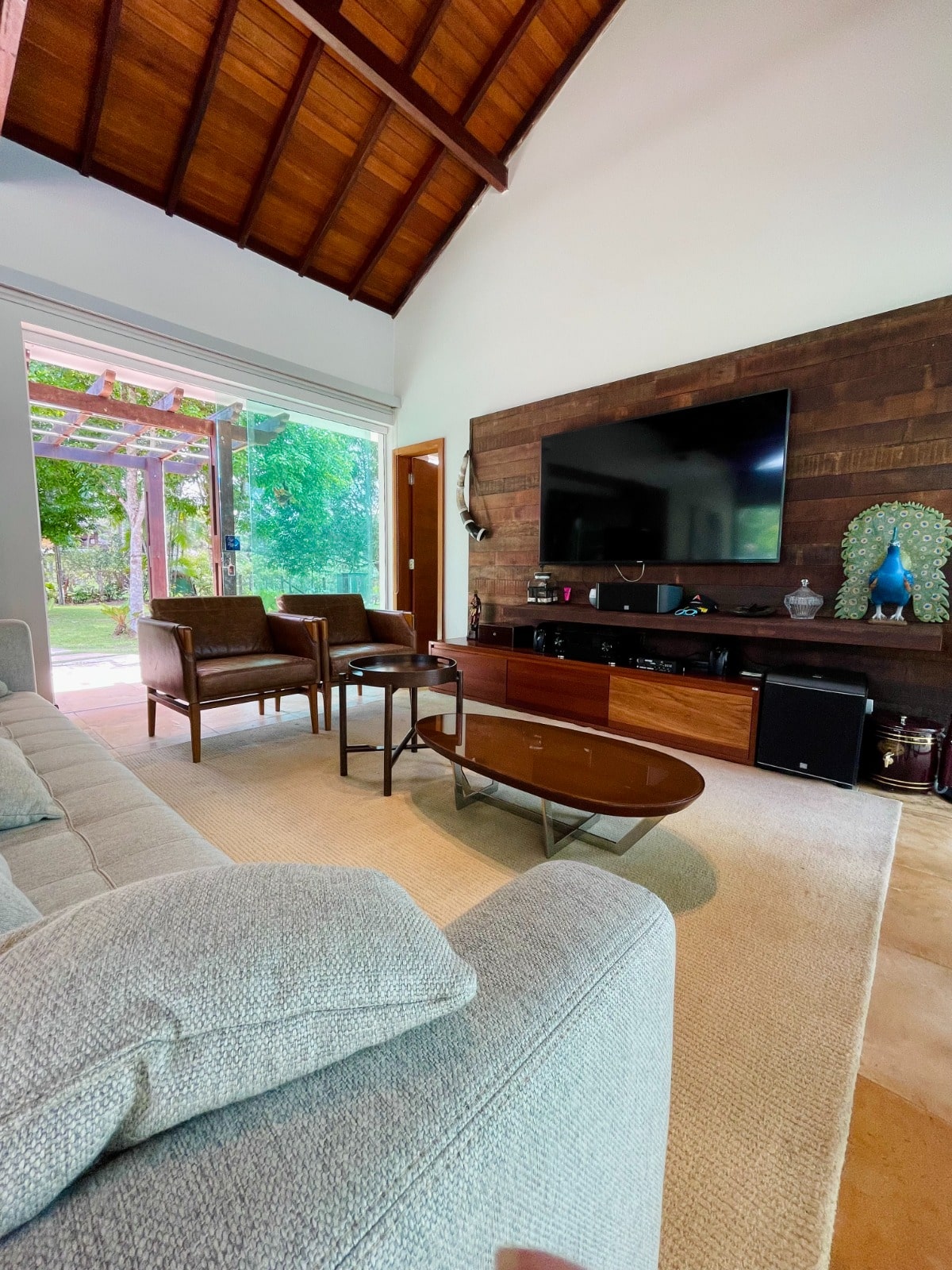 Casa à venda com 5 quartos, 20000m² - Foto 2