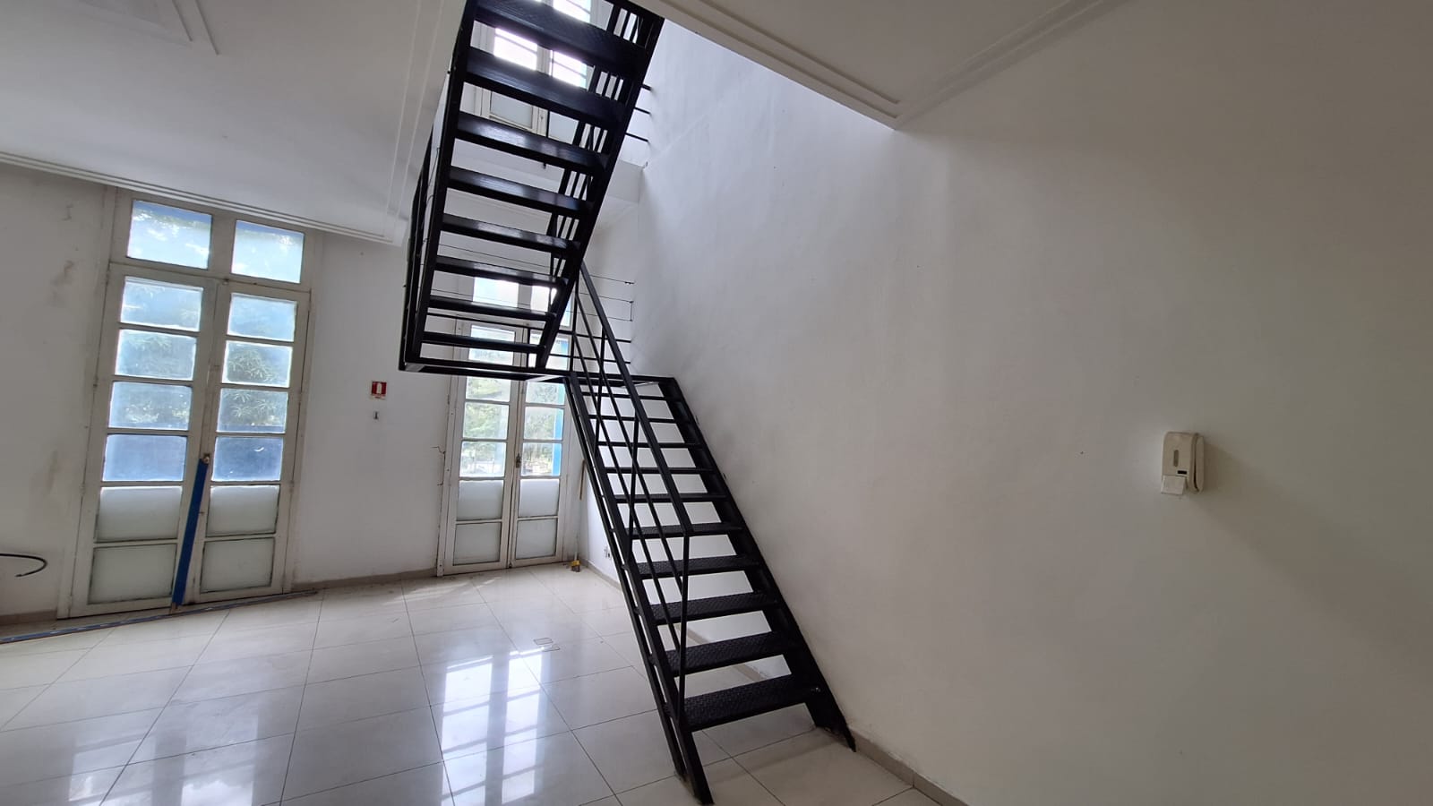 Prédio Inteiro para alugar, 650m² - Foto 14