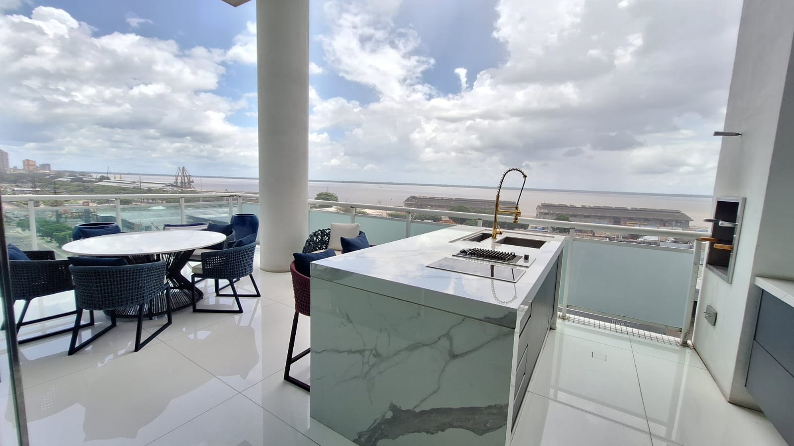 Apartamento para alugar com 4 quartos, 323m² - Foto 13