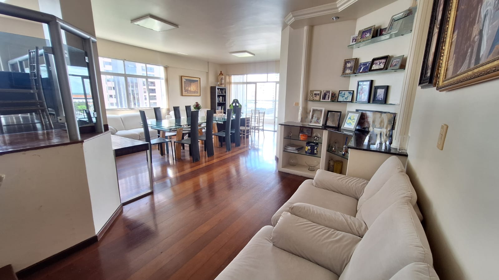 Apartamento à venda e aluguel com 3 quartos, 250m² - Foto 3