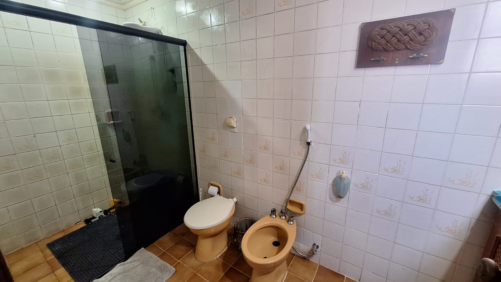 Apartamento à venda e aluguel com 3 quartos, 250m² - Foto 18