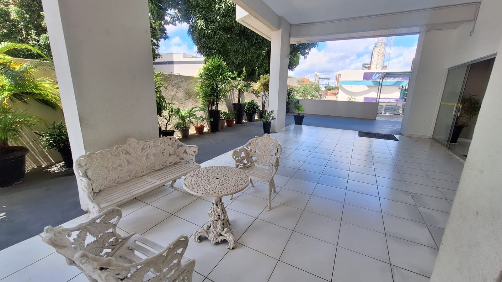 Apartamento à venda e aluguel com 3 quartos, 250m² - Foto 32