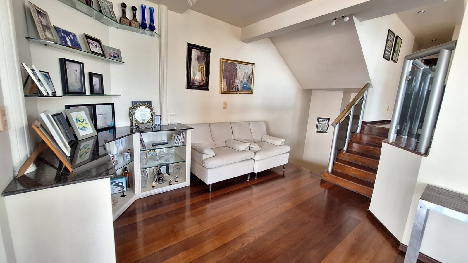 Apartamento à venda e aluguel com 3 quartos, 250m² - Foto 4