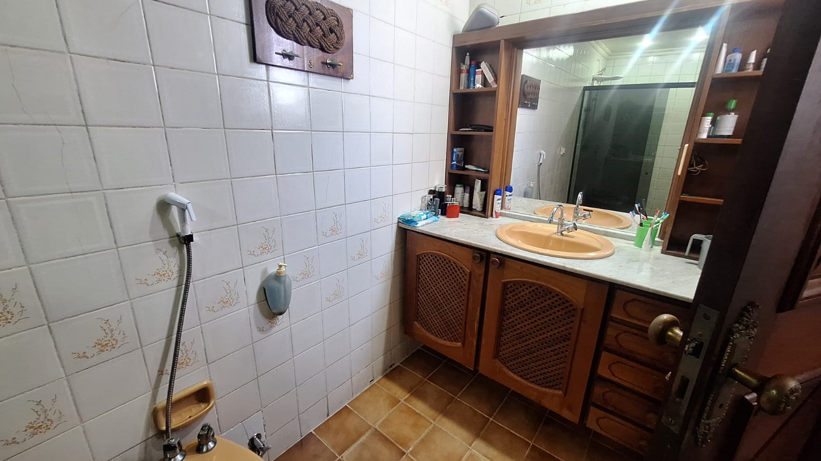Apartamento à venda e aluguel com 3 quartos, 250m² - Foto 17